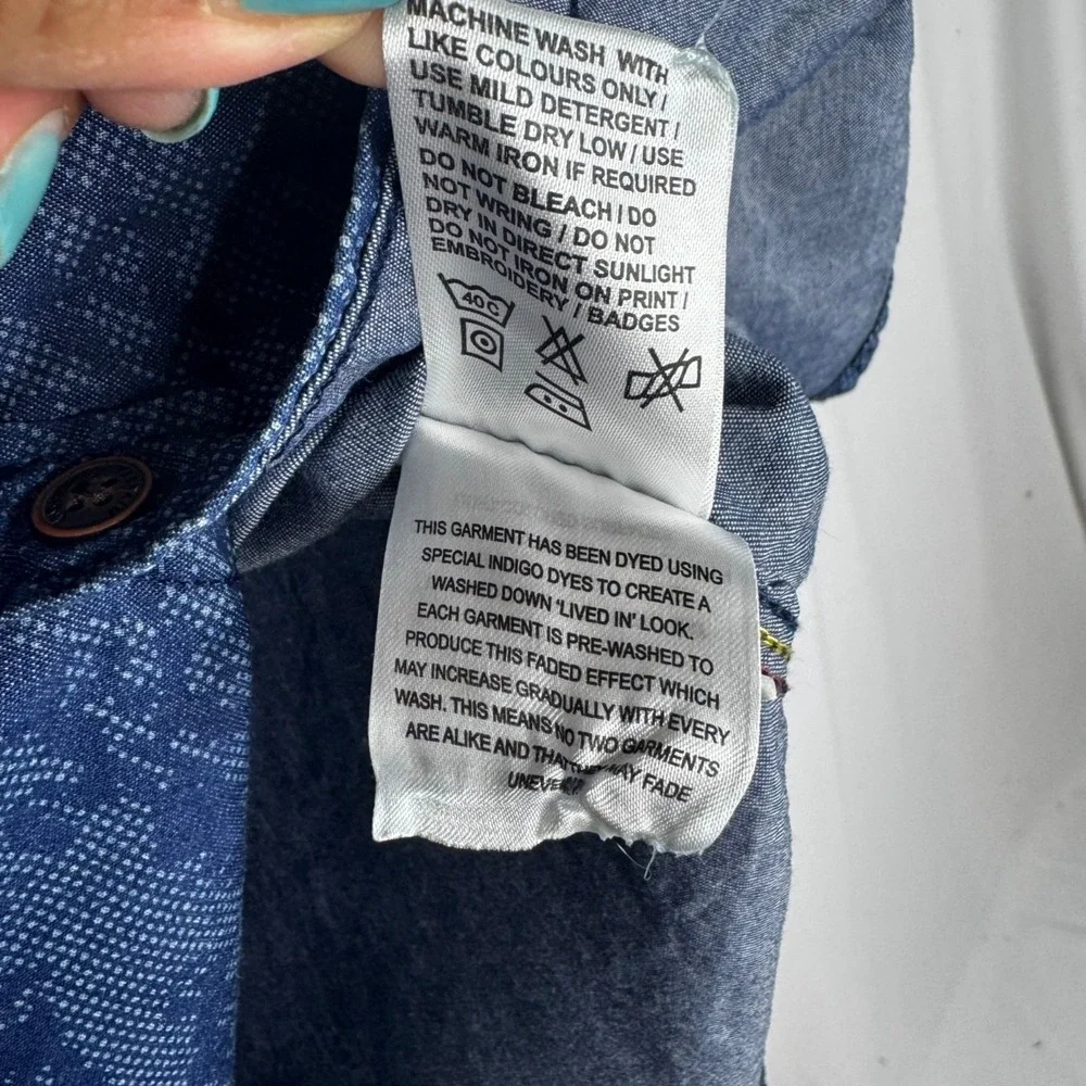 Indian Terrain Mens Sz Medium Slim Fit Vintage‎ Button Down Indigo Blue Shirt